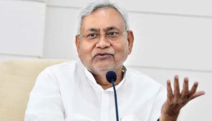 సీఎం హైజాక్ అయ్యారు : తేజస్వి యాదవ్