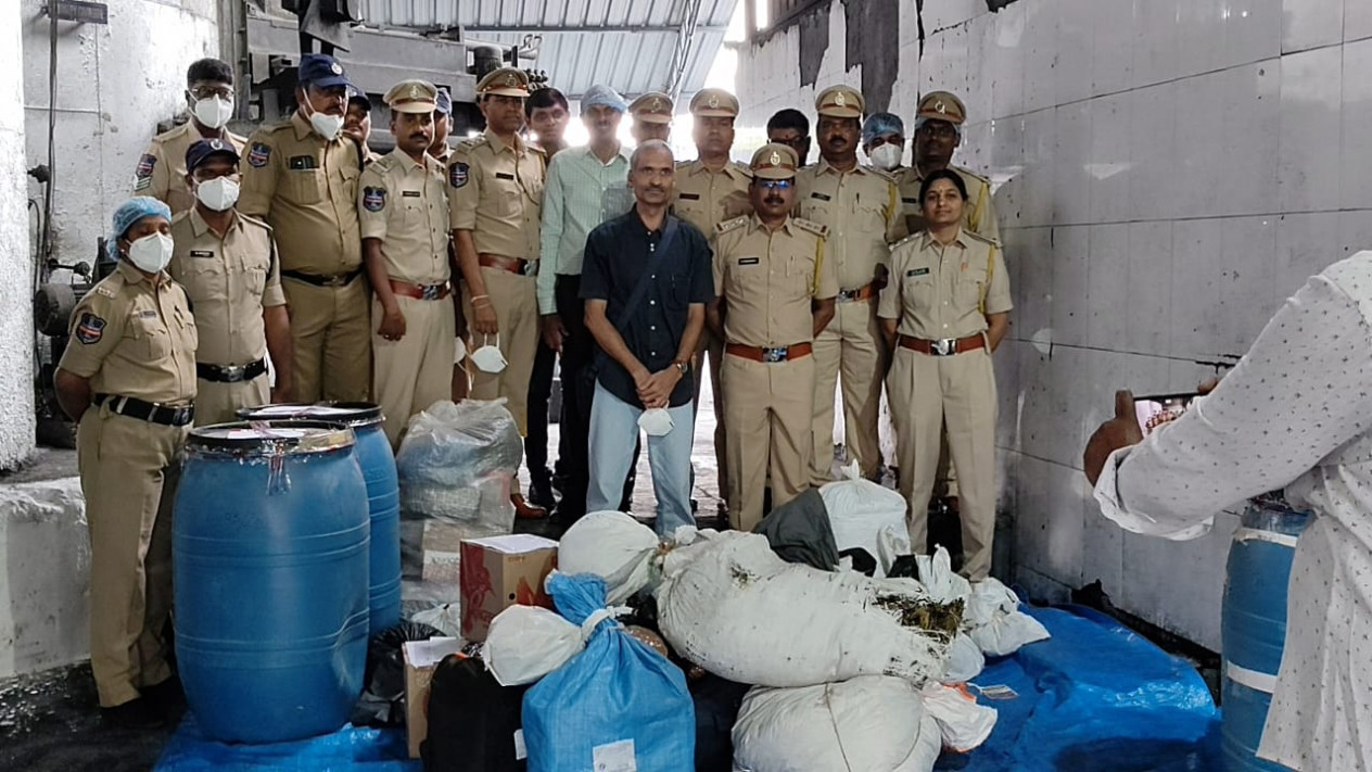 రూ. 1.26కోట్ల మాదకద్రవ్యాల దహనం..