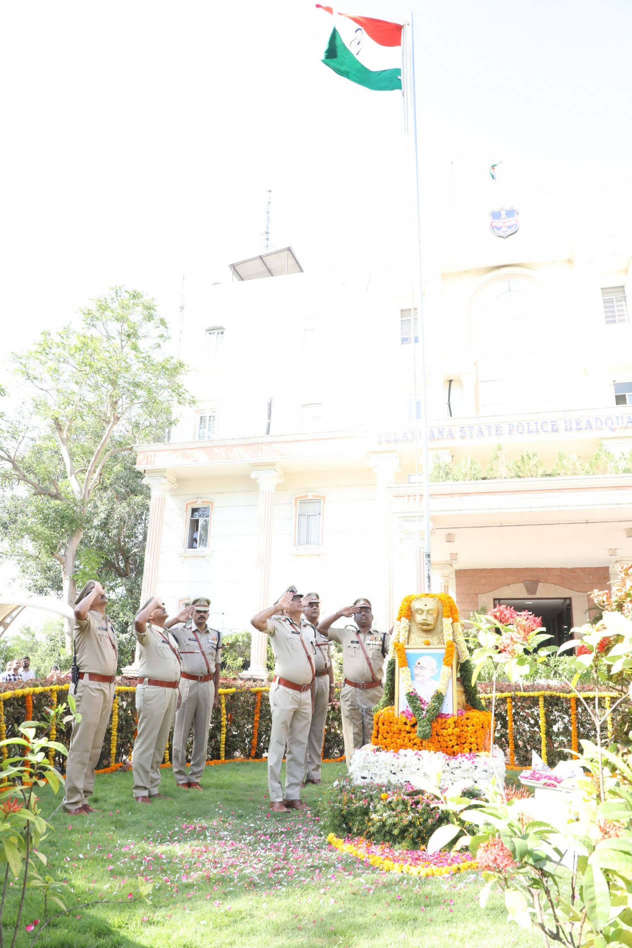 డిజిపి కార్యాలయంలో ఘనంగా తెలంగాణ రాష్ట్ర అవతరణ దినోత్సవ వేడుకలు..